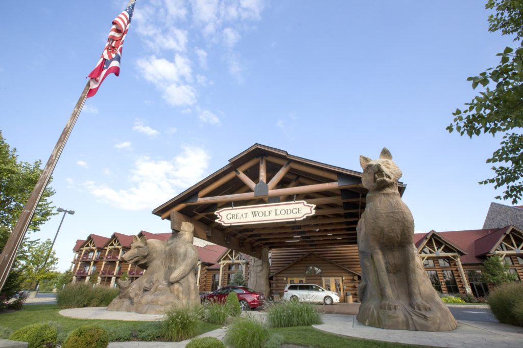 Outside of Great Wolf Lodge