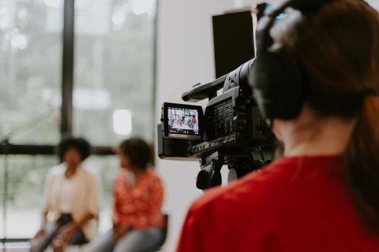 Video Backgrounds: How to Make a Great Video for Your Site - Designerly
