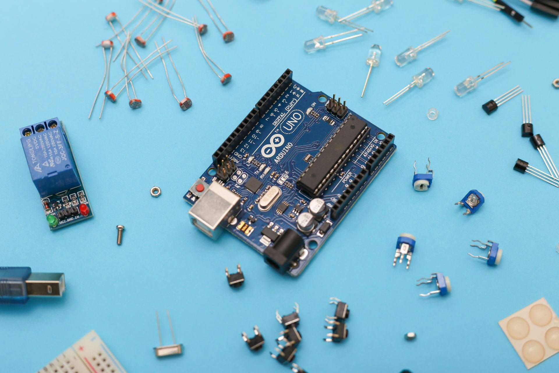Embedded Microcontrollers Examples How to Use Embedded Microcontrollers in Web Design - Designerly