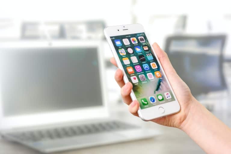 phone with apps