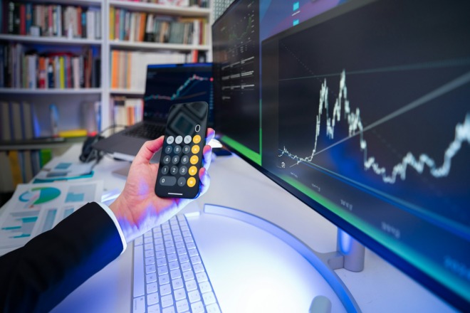 finance themes